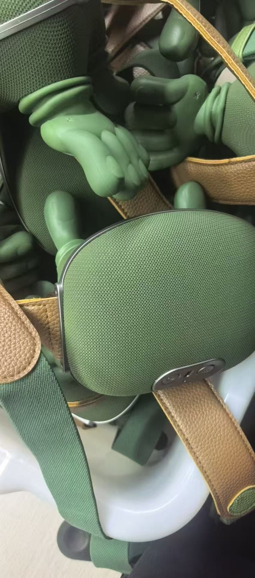 Deep-Tissue Neck & Shoulder Massager — Premium Heat Therapy & Full-Body Relaxation